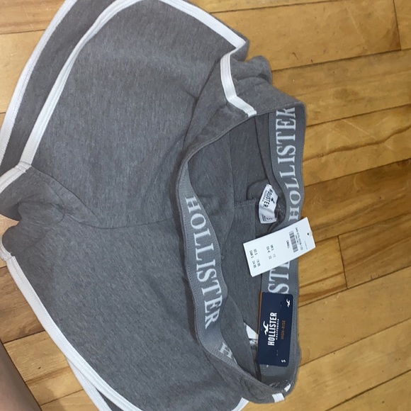 high rise comfy hollister shorts - Picture 5 of 5